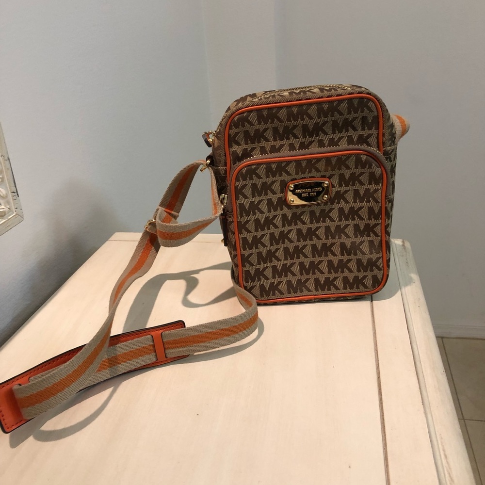 Michael Kors Crossbody tan and orange